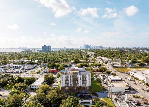 630 Ne 80th St, Miami, FL, 33138-4611 | Card Image