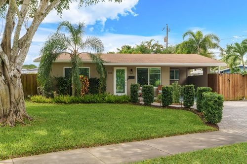 558 Ne 28th St, Wilton Manors, FL, 33334-2036 | Card Image