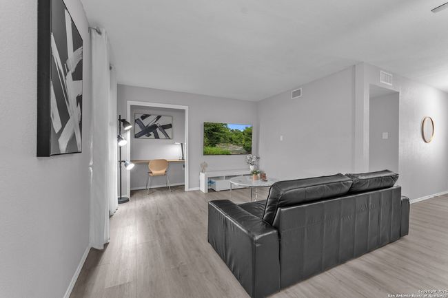 139 Navajo Cir, House other with 3 bedrooms, 1 bathrooms and null parking in Cibolo TX | Image 7