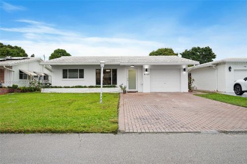 6707 Nw 71st St, Tamarac, FL, 33321-5433 | Card Image