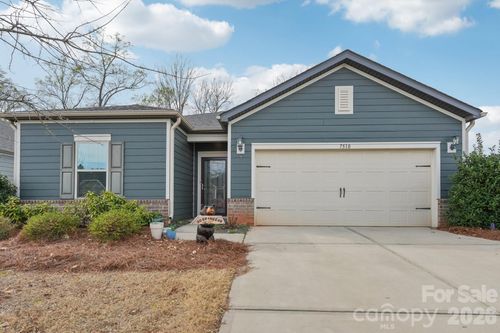 7510 Porrera St, Charlotte, NC, 28214-8146 | Card Image