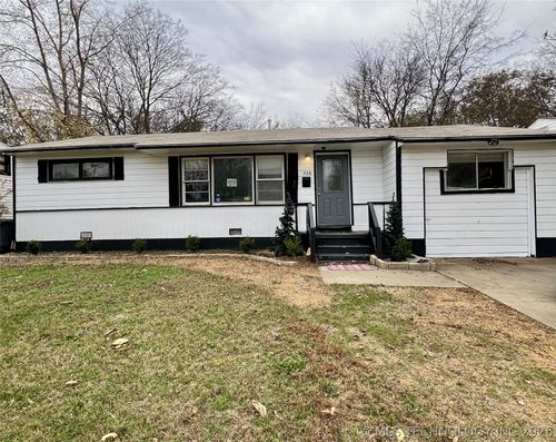 738 E 33rd St N, Tulsa, OK, 74106-1945 | Card Image