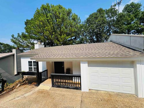 1105 N Oaks Ln, North Little Rock, AR, 72118-3354 | Card Image