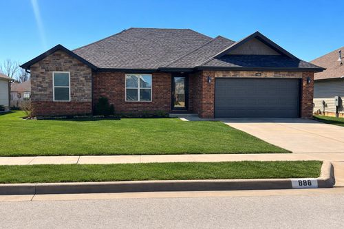 886 E Melton Rd, Ozark, MO, 65721-6810 | Card Image