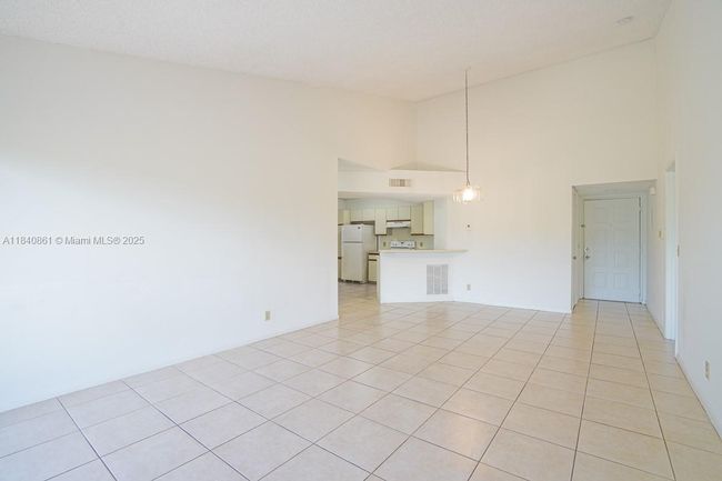 APT-304 - 9033 Wiles Rd, Condo with 2 bedrooms, 2 bathrooms and null parking in Coral Springs FL | Image 17