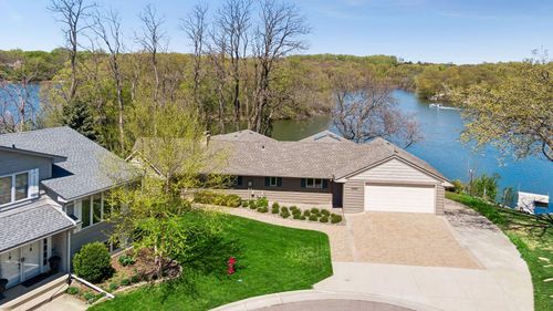 4033 Silver Lake Ter Ne, Saint Anthony, MN, 55421-3458 | Card Image