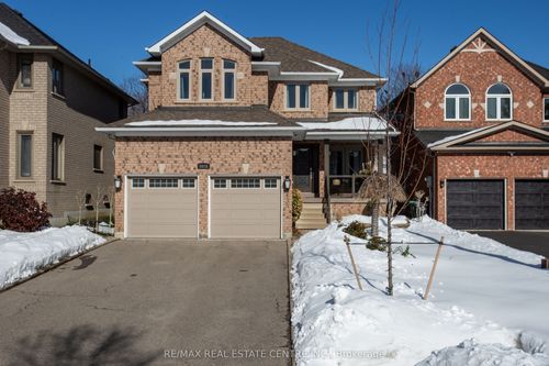 5525 Middleport Cres, Mississauga, ON, L4Z3S5 | Card Image
