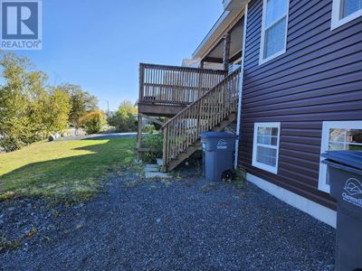 39 Prince St, Home with 5 bedrooms, 3 bathrooms and null parking in Clarenville NL | Image 3