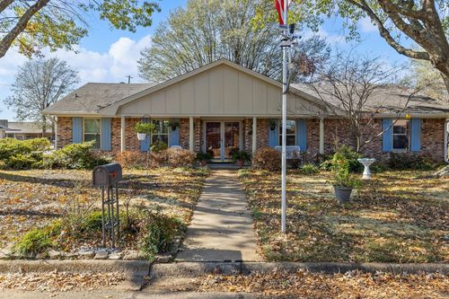 1115 36th St Ne, Paris, TX, 75462-5303 | Card Image