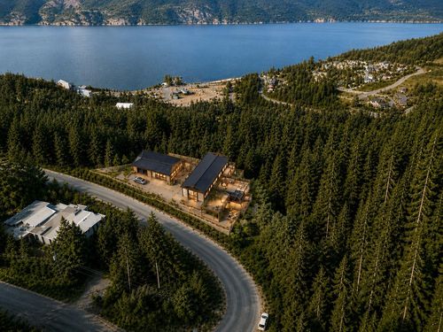 1121 Copper Dr, Britannia Beach, BC, V8B1J2 | Card Image
