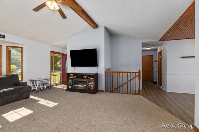 3882 40 Th St, House other with 4 bedrooms, 3 bathrooms and null parking in Hamilton MI | Image 9