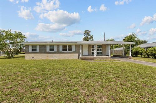 203 Forest Cir, Perry, FL, 32347-1831 | Card Image