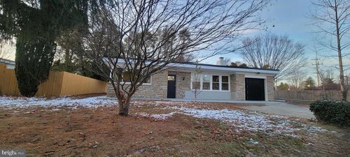 602 Paxon Hollow Rd, Broomall, PA, 19008-2735 | Card Image