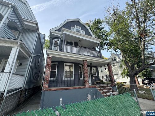 285 Amherst St, East Orange, NJ, 07018-3561 | Card Image