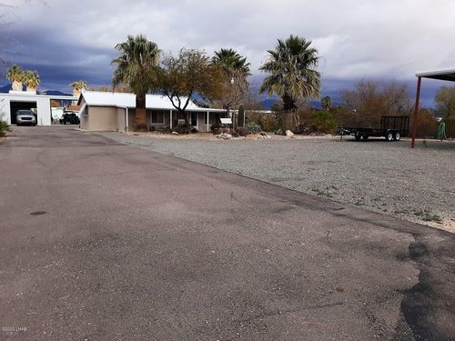 64619 1st Ave, Salome, AZ, 85348 | Card Image