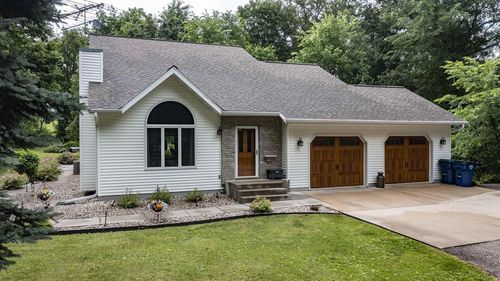 N4800 State Road 49, Farmington, WI, 54977 | Card Image