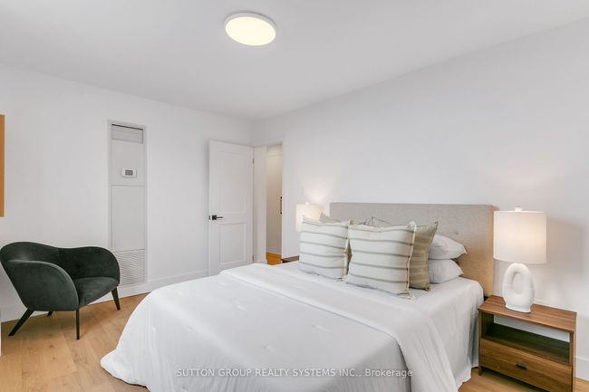 808 - 820 Burnhamthorpe Rd, Condo with 3 bedrooms, 2 bathrooms and 1 parking in Etobicoke ON | Image 31