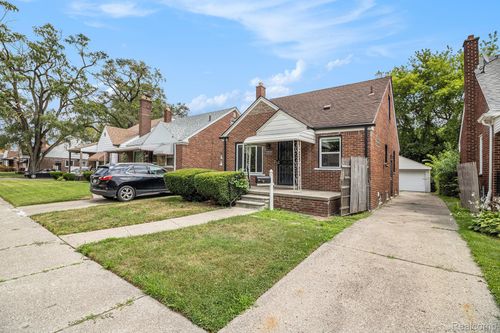 10040 Chatham, Redford, MI, 48239-1376 | Card Image