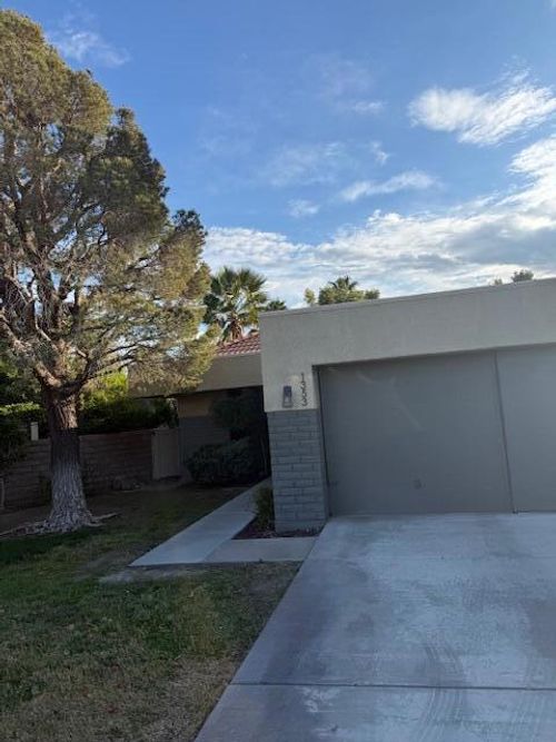 1353 Sunflower Cir N, Palm Springs, CA, 92262-9743 | Card Image