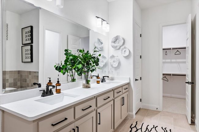 Luxury, Location, and Incentives | Image 17