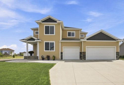 3606 Cordova Loop S, Fargo, ND, 58104-5268 | Card Image
