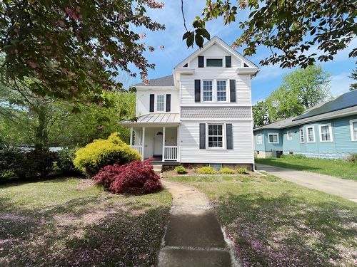 20 E Woodland Ave, PITMAN, NJ, 08071-1122 | Card Image