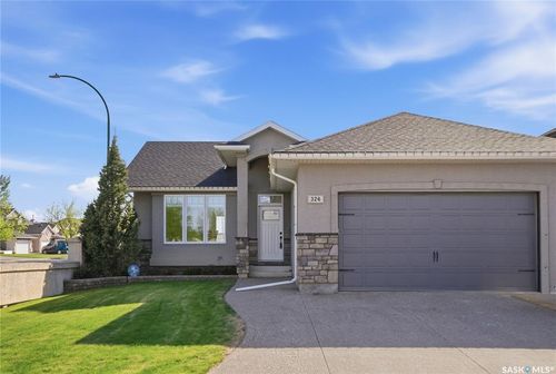 326 Horlick Crescent, Saskatoon, SK, S7N4R5 | Card Image