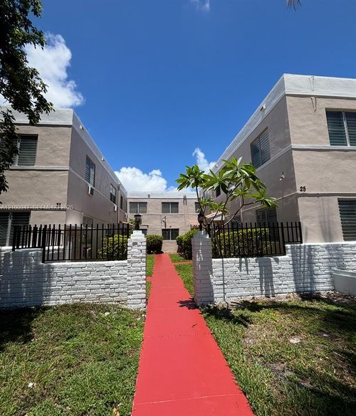 6-29 Navarre Ave, Coral Gables, FL, 33134-4637 | Card Image