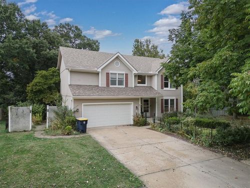 4214 Nw 78th St, Kansas City, MO, 64151-4274 | Card Image