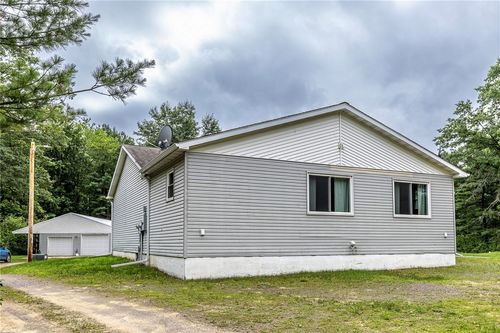7549 County Rd E, Black River Falls, WI, 54615-5822 | Card Image