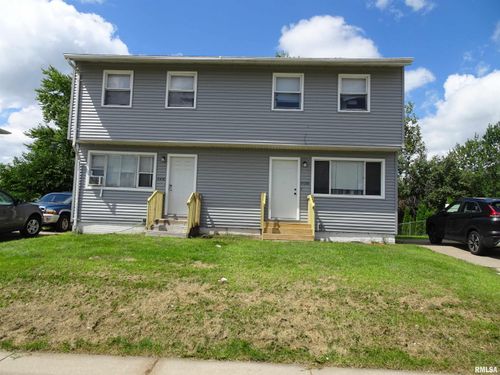 5436 N Division St, Davenport, IA, 52806-2570 | Card Image