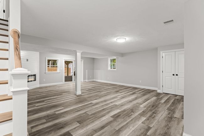 10 Leonard St, House other with 4 bedrooms, 3 bathrooms and 6 parking in Lakeville MA | Image 38