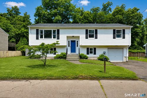 24 Farview Ave, East Haven, CT, 06512-3505 | Card Image