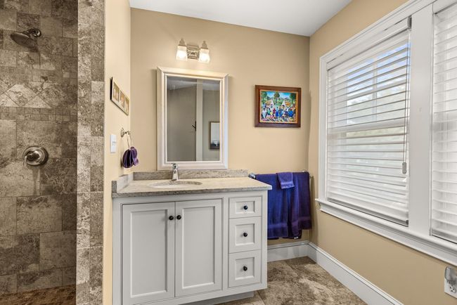 UNIT-4 - 162 Mill Pond Way, Condo with 3 bedrooms, 3 bathrooms and null parking in Portsmouth NH | Image 36