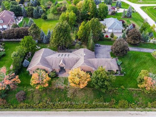 16 Ochs Dr, Morriston, ON, N0B2C0 | Card Image