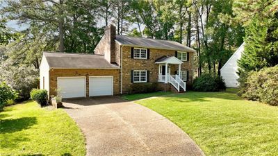 204 Dawson Drive, House other with 4 bedrooms, 2 bathrooms and null parking in Seaford VA | Image 1