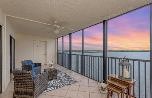 702-250 S Sykes Creek Pkwy, Merritt Island, FL, 32952-3300 | Card Image