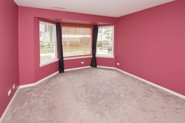 706 - 706 Hidden Creek Ln, Home with 3 bedrooms, 2 bathrooms and null parking in North Aurora IL | Image 13