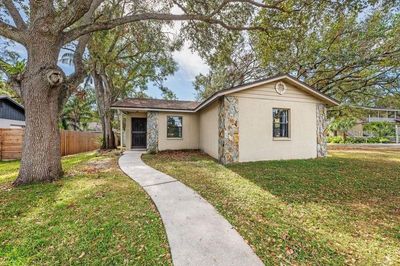 1316 W Sitka Street, House other with 3 bedrooms, 1 bathrooms and null parking in TAMPA FL | Image 2