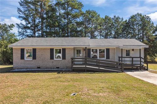 6812 Radial Dr, Fayetteville, NC, 28311-9416 | Card Image