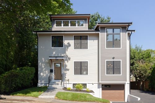 57 Williams St, Arlington, MA, 02476-5651 | Card Image