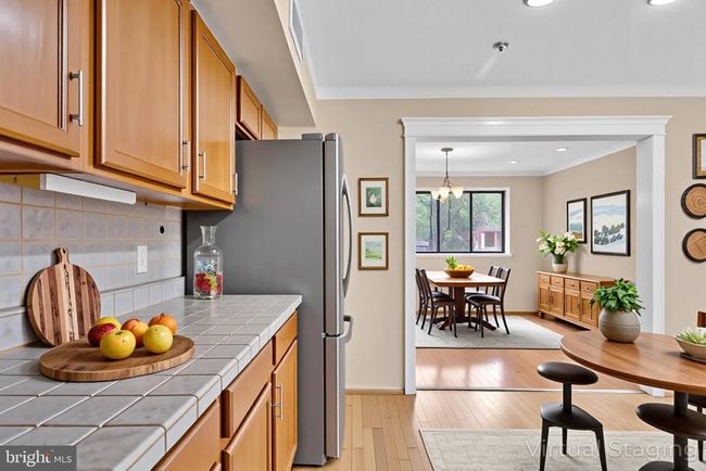 5C - 1665 Parkcrest Cir, Condo with 2 bedrooms, 1 bathrooms and null parking in RESTON VA | Image 5