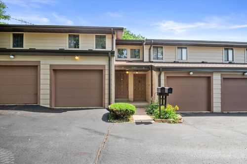 3-306 Sheffield Road, Waukesha, WI, 53186 | Card Image