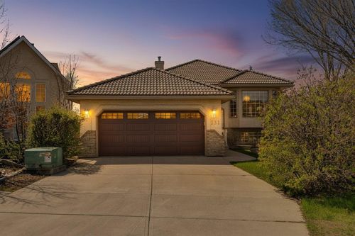531 Sierra Morena Crt Sw, Calgary, AB, T3H3C2 | Card Image