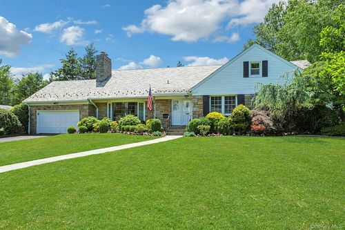 72 Brookfield Rd, Mount Vernon, NY, 10552-1347 | Card Image