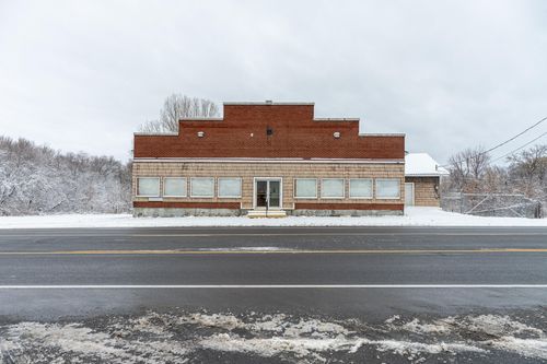 689 E Main St, Malone, NY, 12953-2140 | Card Image