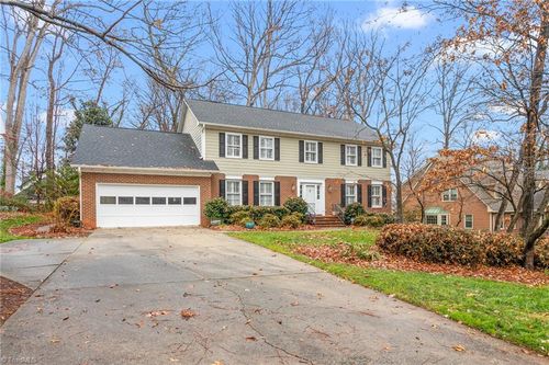 4202 Hobbs Rd, Greensboro, NC, 27410-3516 | Card Image