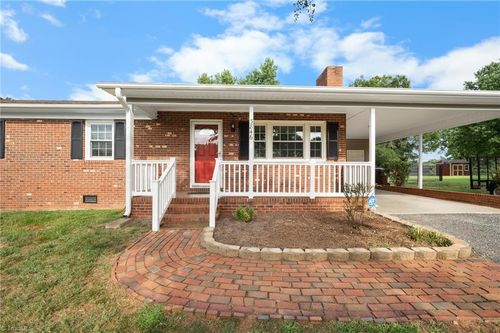 3846 Azalea Ln, Trinity, NC, 27370-7600 | Card Image