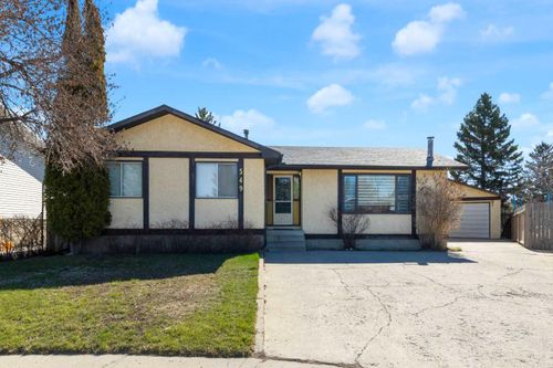 549 Rundleville Pl Ne, Calgary, AB, T1Y2T5 | Card Image