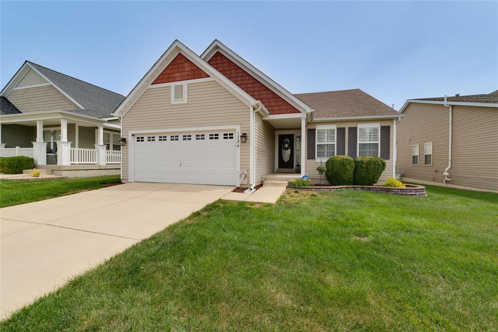 Briarmanor Dr, Lake Saint Louis, MO 63367